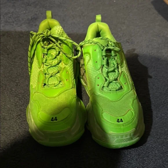 Balenciaga Green Athletic Shoes with Chunky Design Balenciaga Triple S Neon Green Chunky Sneakers | eBay main image 4